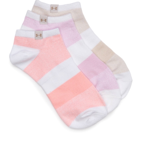 UNDER ARMOUR ESSENTIAL TRAINING SOCKS 3 PAIRS - Picture 1 of 5